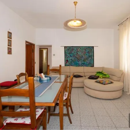 Podere Vinciguerra 39 *